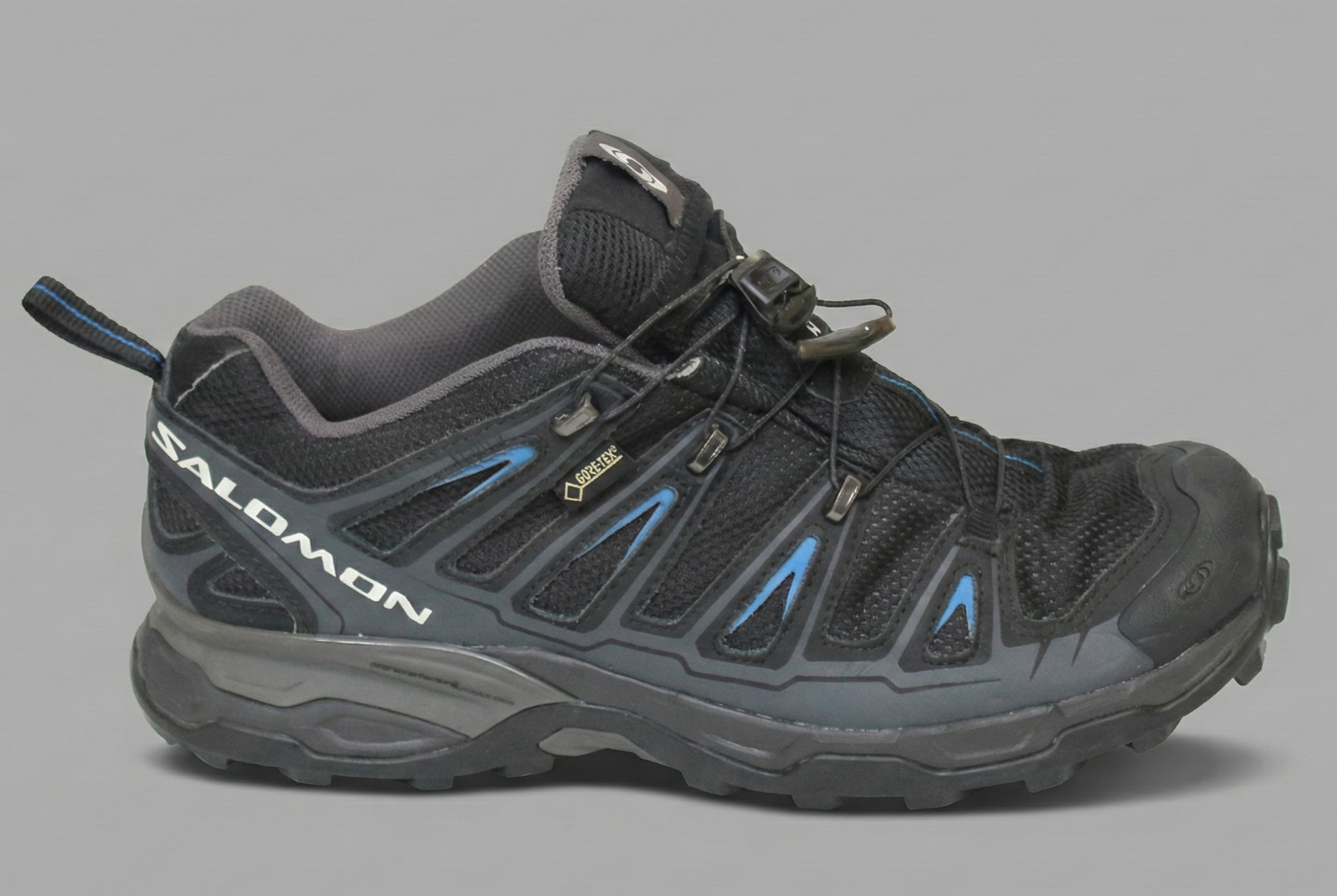 Salomon X Ultra GTX women hiking shoes