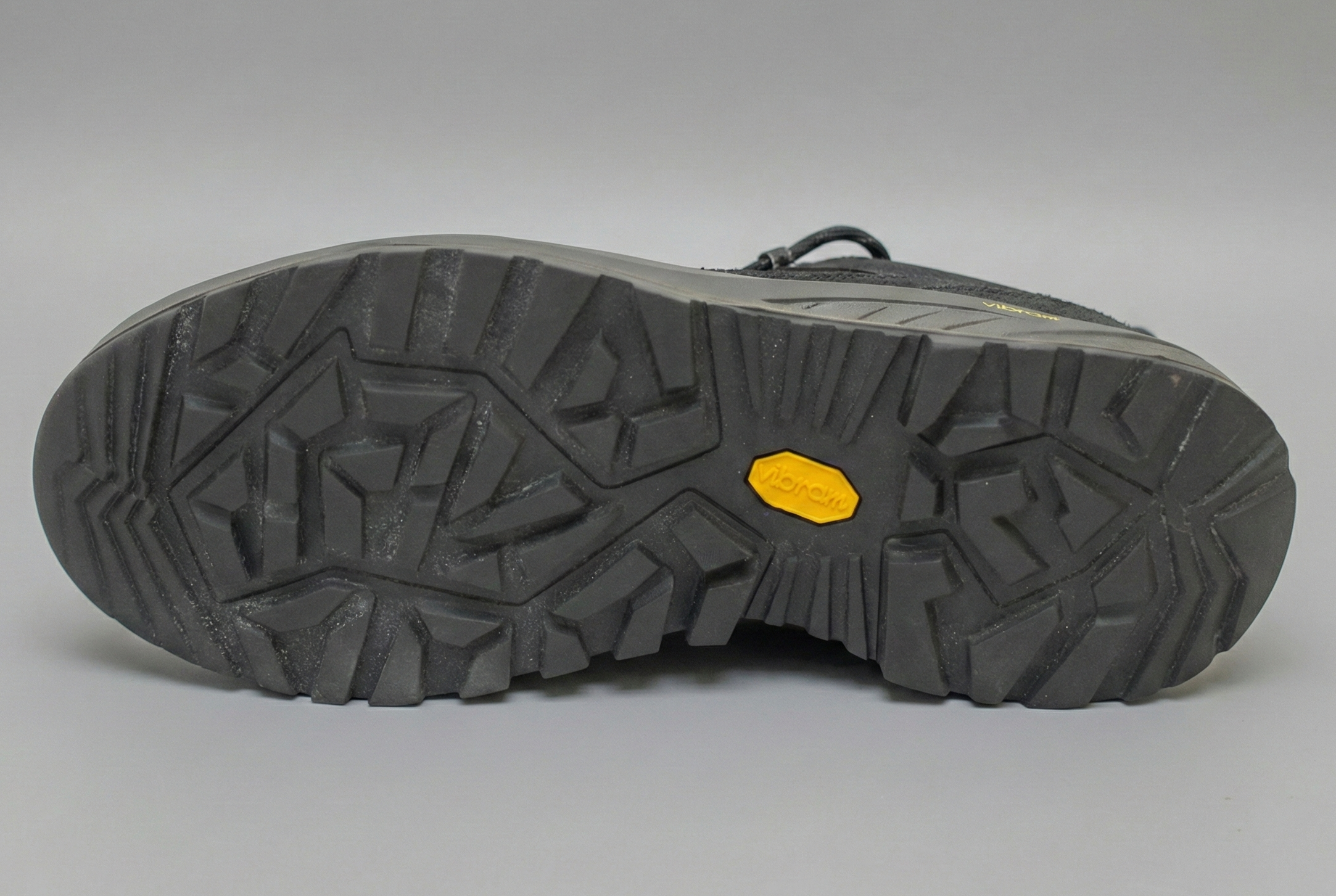 DF Mountain low-cut hiking shoes