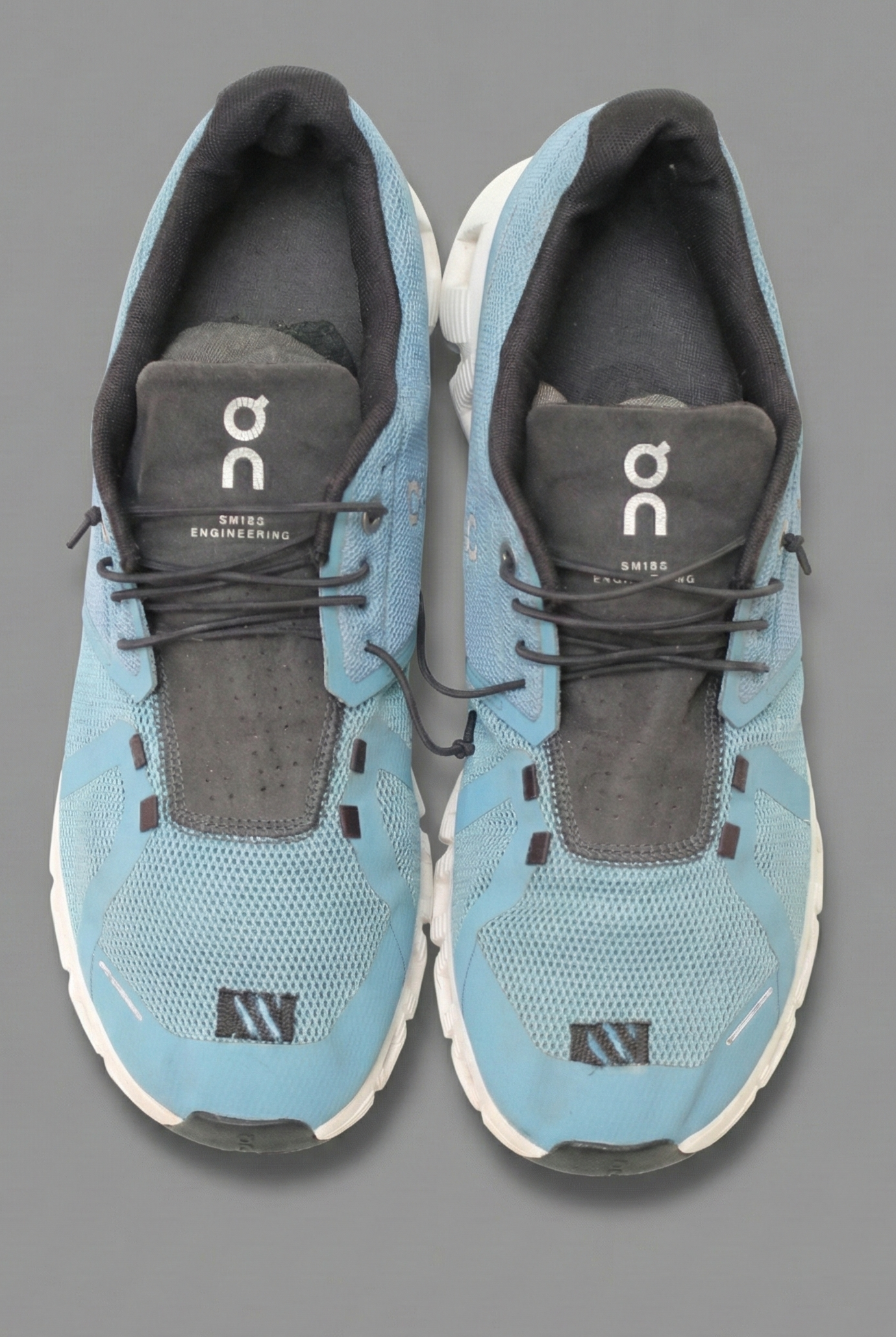 On Running Cloud 5 shoe