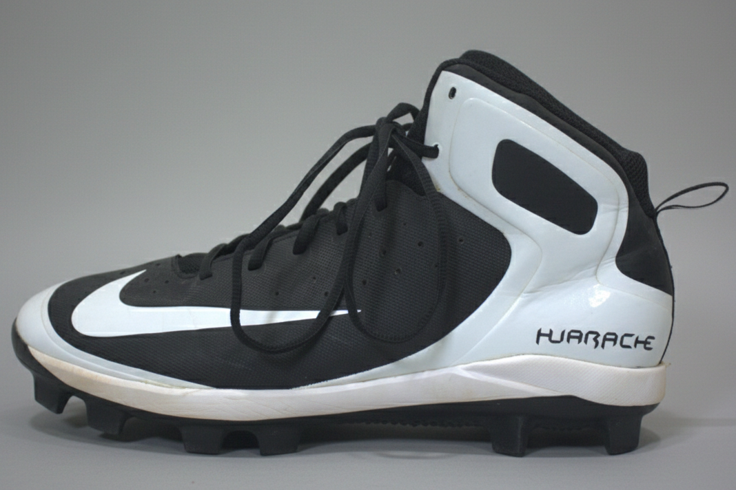 Nike Alpha Huarache Pro Mid