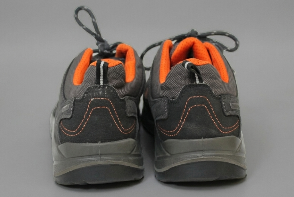 DF Mountain low-cut hiking shoes