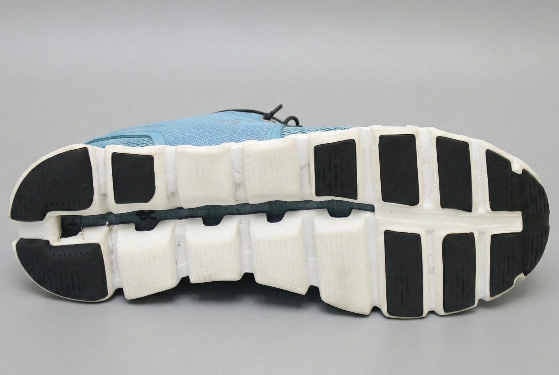 On Running Cloud 5 shoe