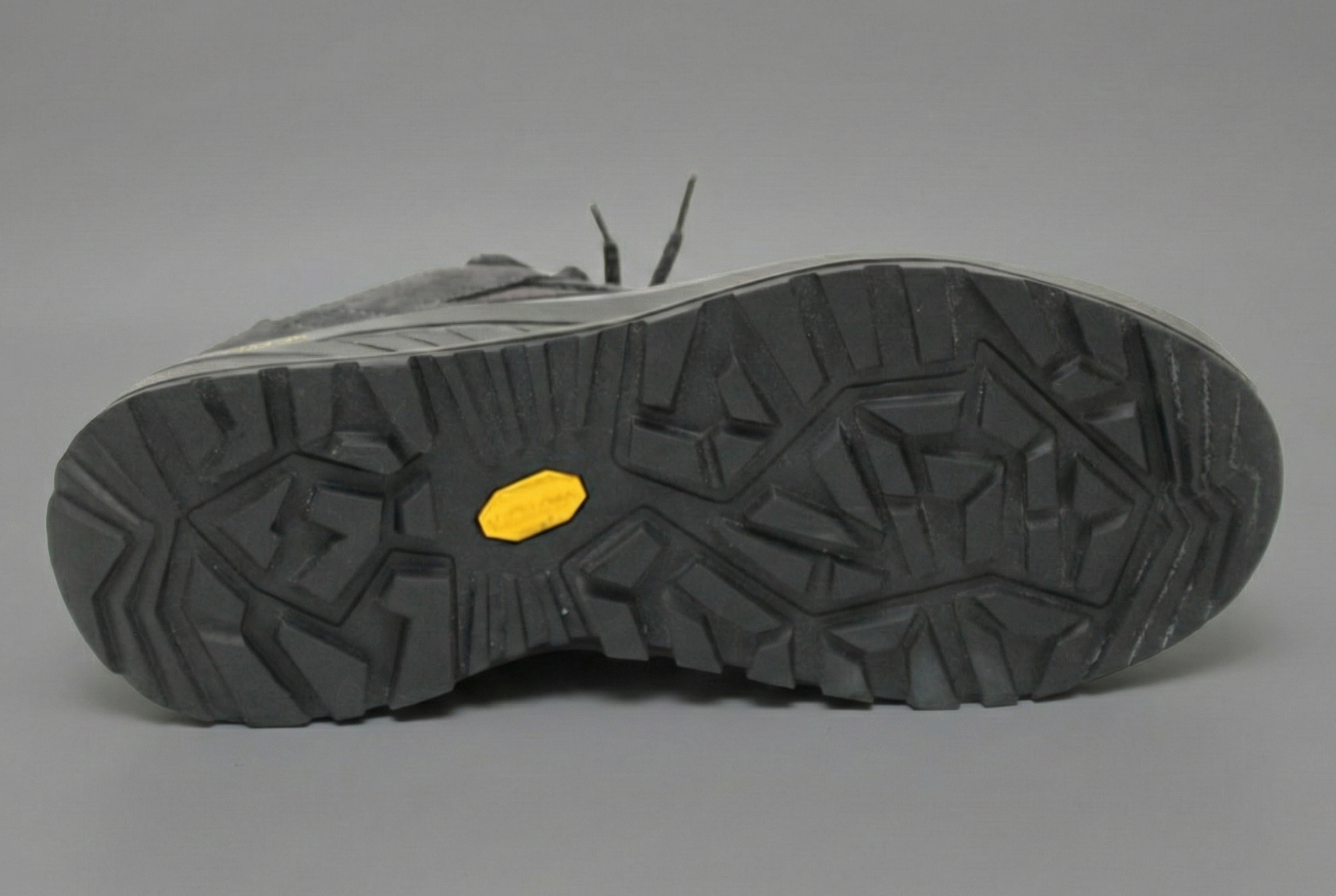 DF Mountain low-cut hiking shoes